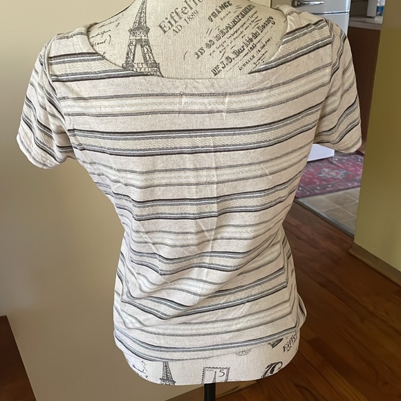 Express Tricot Vintage Linen Blend Scooped Neck Striped Shirt - Picture 3 of 4